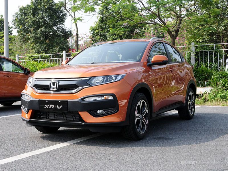 {足球投注}(国产suv手动挡哪款车值得入手)